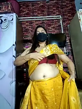 Snapshot of albelasummi702 chatting on 03/18/25, 12:47 albelasummi702 online show from 03/18/25, 12:47