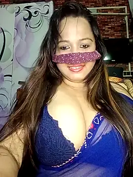 Snapshot of albelasummi702 chatting on 10/11/25, 02:44 albelasummi702 online show from 10/11/25, 02:44