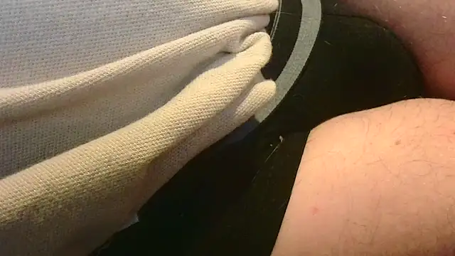 T0Yforeskin online show from 07/04/26, 09:21