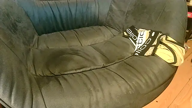 T0Yforeskin online show from 07/18/26, 08:34