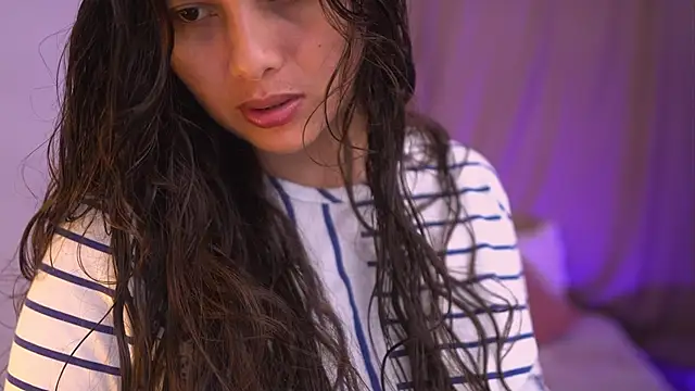 lirio05 online show from 10/09/25, 12:58