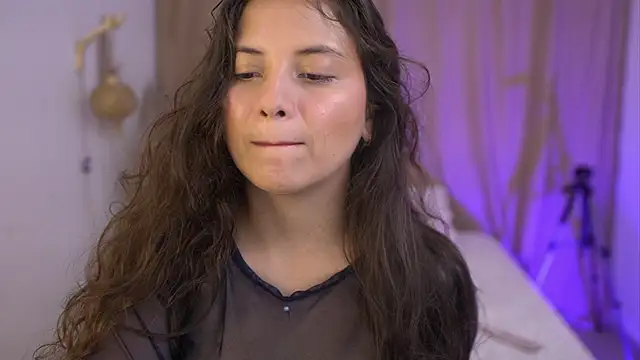 lirio05 online show from 11/11/25, 06:19