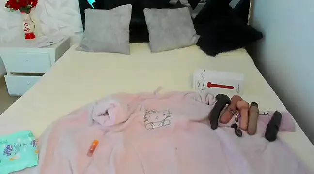 Lizzie Williams  online show from 02/06/25, 03:16