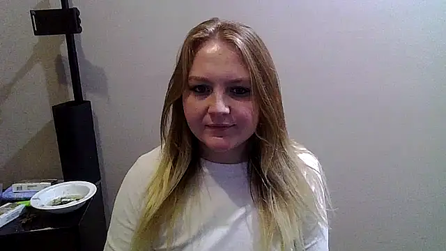 PhatAssBlond online show from 12/16/24, 12:04