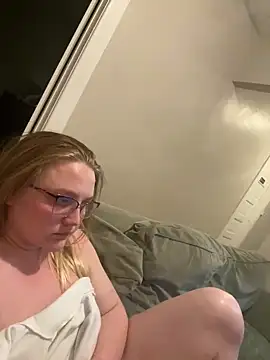 PhatAssBlond online show from 01/11/25, 05:10