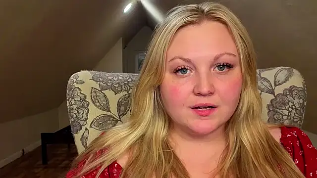 Snapshot of PhatAssBlond chatting on 05/10/26, 01:55 PhatAssBlond online show from 05/10/26, 01:55