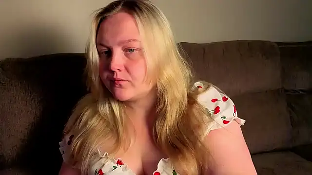 Snapshot of PhatAssBlond chatting on 07/26/26, 06:59 PhatAssBlond online show from 07/26/26, 06:59