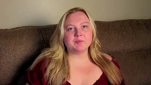 Snapshot of PhatAssBlond chatting on 07/27/26, 03:52 PhatAssBlond online show from 07/27/26, 03:52