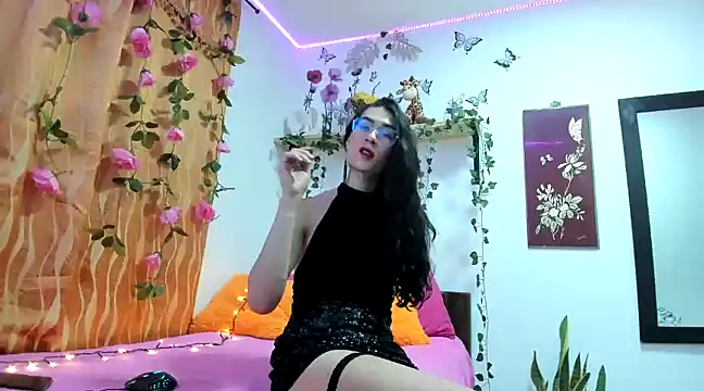 Snapshot of anasttacia_210 chatting on 02/01/25, 05:05 anasttacia 210 online show from 02/01/25, 05:05