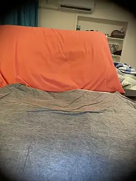 Snapshot of AllieCatWhore chatting on 11/05/25, 11:43 AllieCatWhore online show from 11/05/25, 11:43