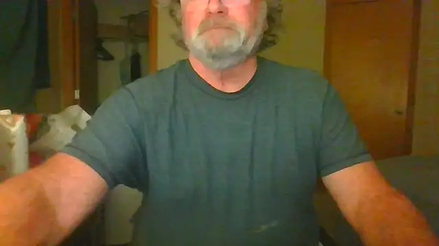 Snapshot of Doherty10 chatting on 11/12/25, 08:59 Doherty10 online show from 11/12/25, 08:59