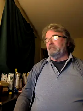 Snapshot of Doherty10 chatting on 11/14/25, 09:08 Doherty10 online show from 11/14/25, 09:08