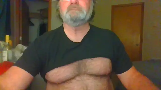 Snapshot of Doherty10 chatting on 11/15/25, 10:48 Doherty10 online show from 11/15/25, 10:48