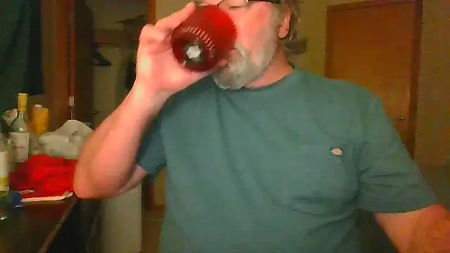 Snapshot of Doherty10 chatting on 11/19/25, 09:09 Doherty10 online show from 11/19/25, 09:09