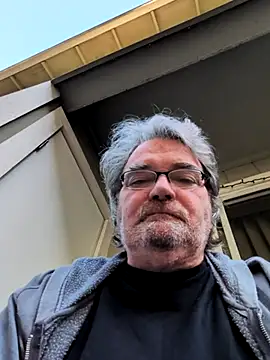 Snapshot of Doherty10 chatting on 11/30/25, 10:03 Doherty10 online show from 11/30/25, 10:03