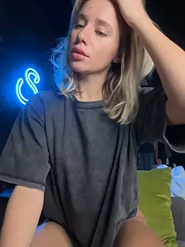 SSSATIVA model online show from 02/20/25, 06:28