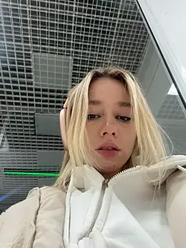 SSSATIVA model online show from 02/27/25, 04:09