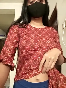 Raya-Moni online show from 11/22/25, 03:00