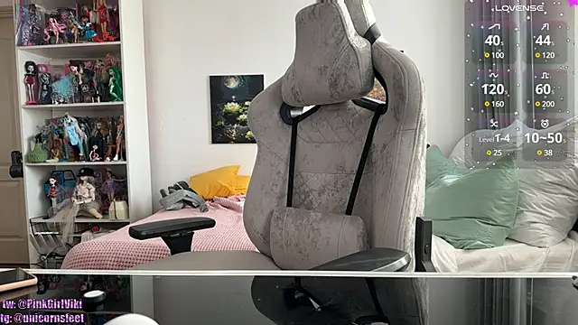 unicornsfeet online show from 03/09/25, 01:26