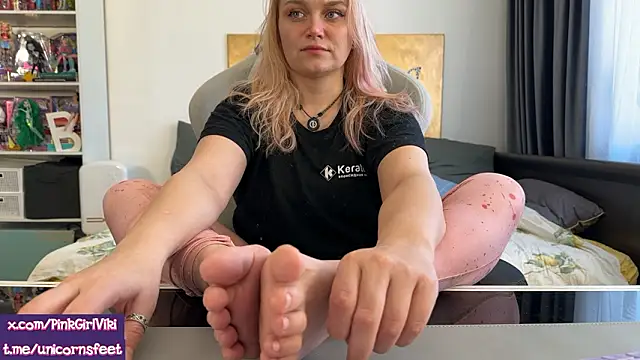 Snapshot of unicornsfeet chatting on 03/10/26, 09:58 unicornsfeet online show from 03/10/26, 09:58