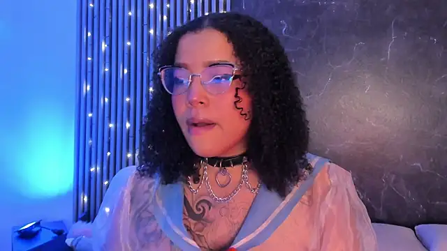 Emiilycollins online show from 12/13/24, 07:43