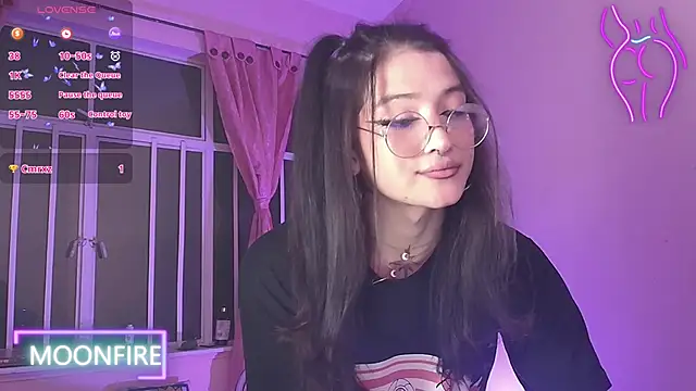 Snapshot of moonfiredancer chatting on 02/17/25, 07:58 moonfiredancer online show from 02/17/25, 07:58