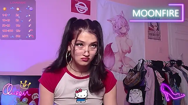 Snapshot of moonfiredancer chatting on 12/23/25, 02:31 moonfiredancer online show from 12/23/25, 02:31