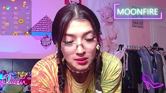 Snapshot of moonfiredancer chatting on 01/13/26, 03:23 moonfiredancer online show from 01/13/26, 03:23