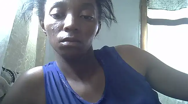 Snapshot of ElianeHot chatting on 01/31/25, 11:24 ElianeHot online show from 01/31/25, 11:24