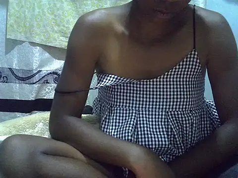 Snapshot of ElianeHot chatting on 09/22/25, 07:27 ElianeHot online show from 09/22/25, 07:27