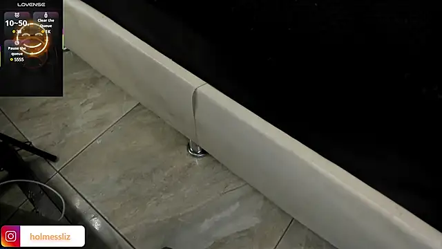 LIZ HOLMES online show from 02/08/25, 12:06