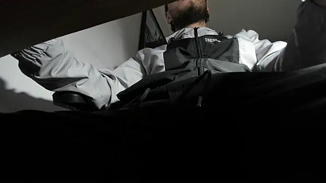 s sven03 online show from 03/19/25, 02:48