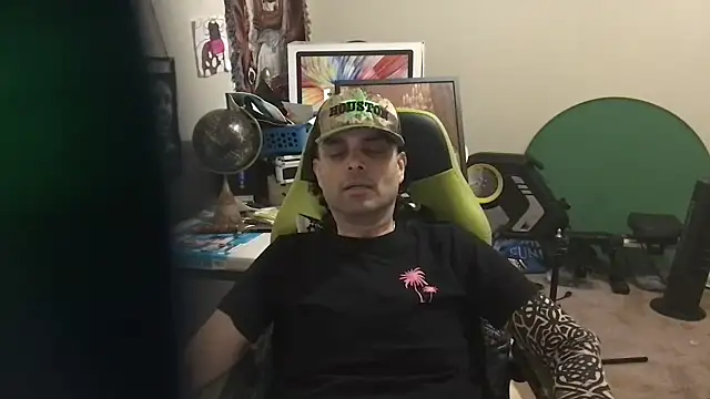 Snapshot of GForceSavage chatting on 04/22/26, 11:06 GForceSavage online show from 04/22/26, 11:06