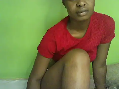 Snapshot of princess-maira chatting on 11/08/25, 03:50 princess-maira online show from 11/08/25, 03:50