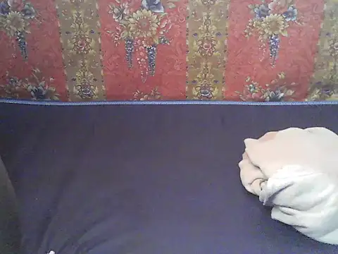 Snapshot of princess-maira chatting on 03/31/26, 05:41 princess-maira online show from 03/31/26, 05:41