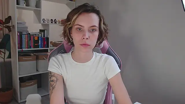 milly ross online show from 12/22/24, 12:27