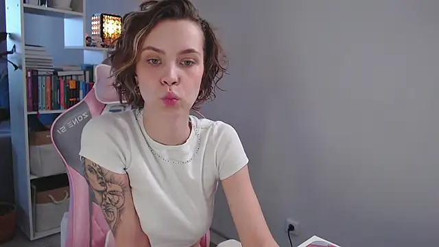 milly ross online show from 01/14/25, 07:06