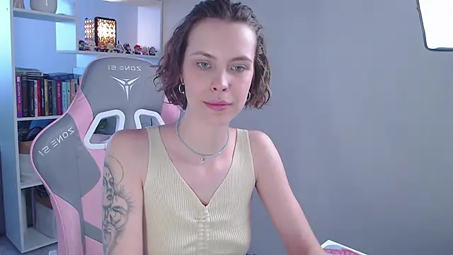 milly ross online show from 02/24/25, 06:38