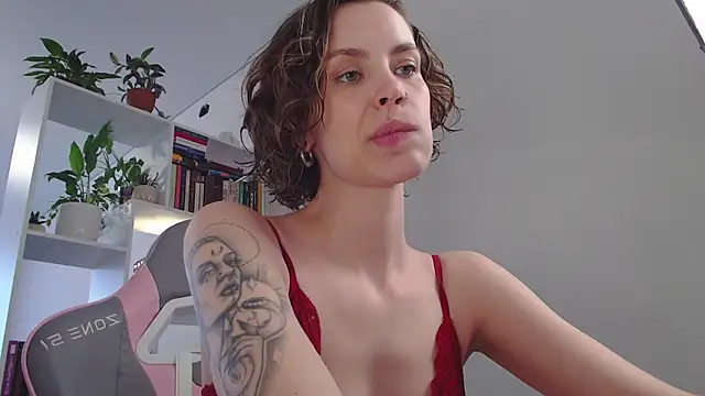 milly ross online show from 03/03/25, 08:05