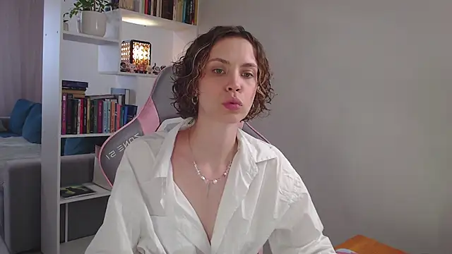 milly ross online show from 03/18/25, 05:52