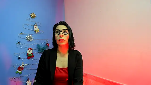 AdelleLennox cg online show from 12/12/24, 11:18