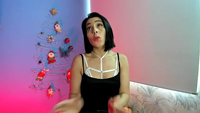 AdelleLennox cg online show from 12/21/24, 02:37