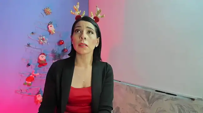 AdelleLennox cg online show from 12/29/24, 11:18