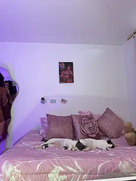 pretty pettite online show from 03/28/26, 09:03