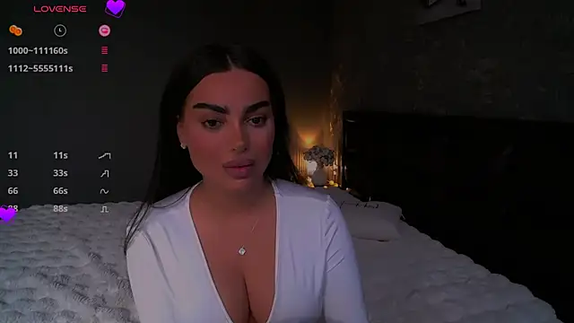 Snapshot of babyleilaa chatting on 03/06/25, 05:43 babyleilaa online show from 03/06/25, 05:43