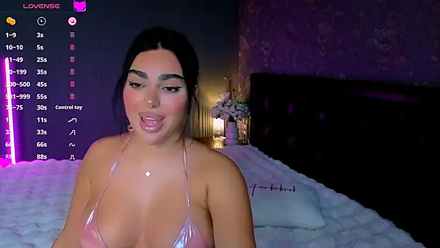 Snapshot of babyleilaa chatting on 10/20/25, 05:24 babyleilaa online show from 10/20/25, 05:24