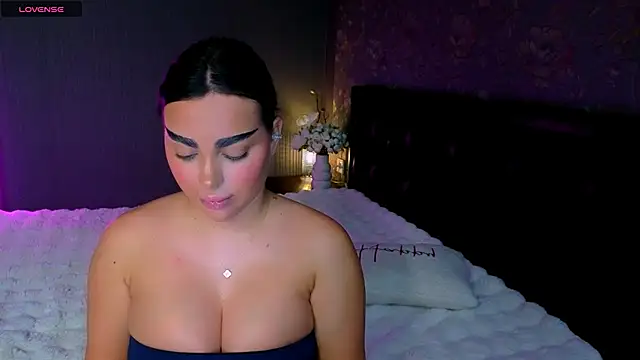 Snapshot of babyleilaa chatting on 12/03/25, 11:03 babyleilaa online show from 12/03/25, 11:03