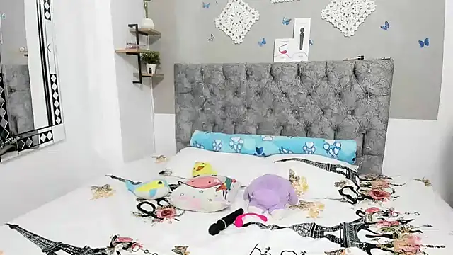 Snapshot of Alejandra_evanss chatting on 12/14/24, 02:12 Alejandra evanss online show from 12/14/24, 02:12