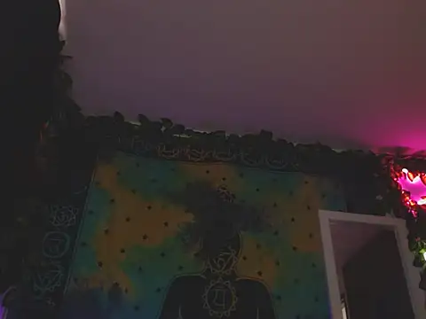 Snapshot of chanel_1041 chatting on 10/30/25, 07:58 chanel 1041 online show from 10/30/25, 07:58