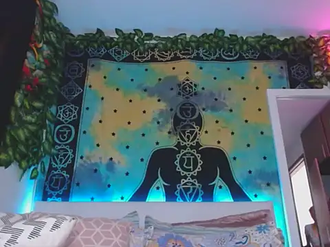 Snapshot of chanel_1041 chatting on 11/19/25, 06:52 chanel 1041 online show from 11/19/25, 06:52